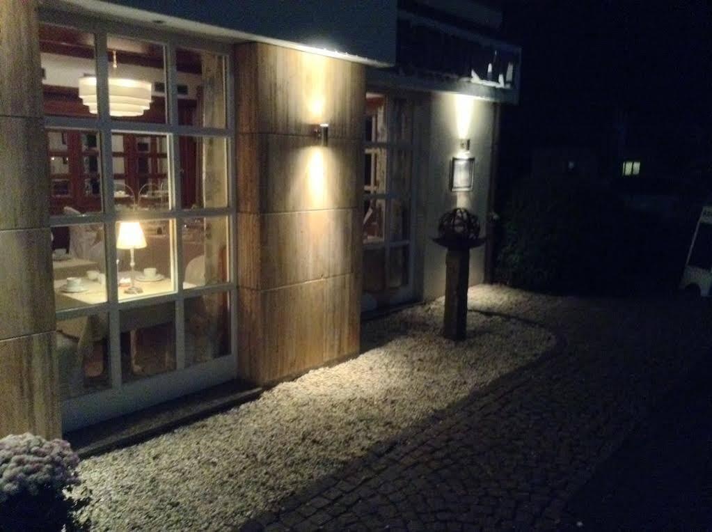 Hotel Haus Rödgen Wilnsdorf Exteriör bild